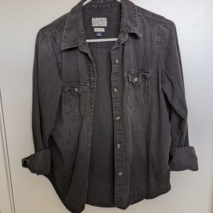 Universal Threads button up